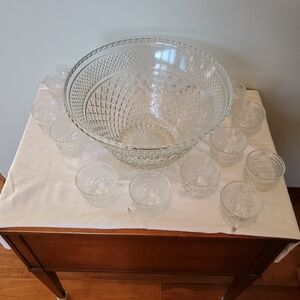 Anchor Hocking Clear Glass Punch Bowl Set, Wexford Pattern